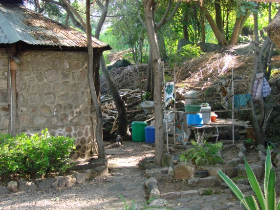 Küche des Gästehauses auf Chizumulu Island.
